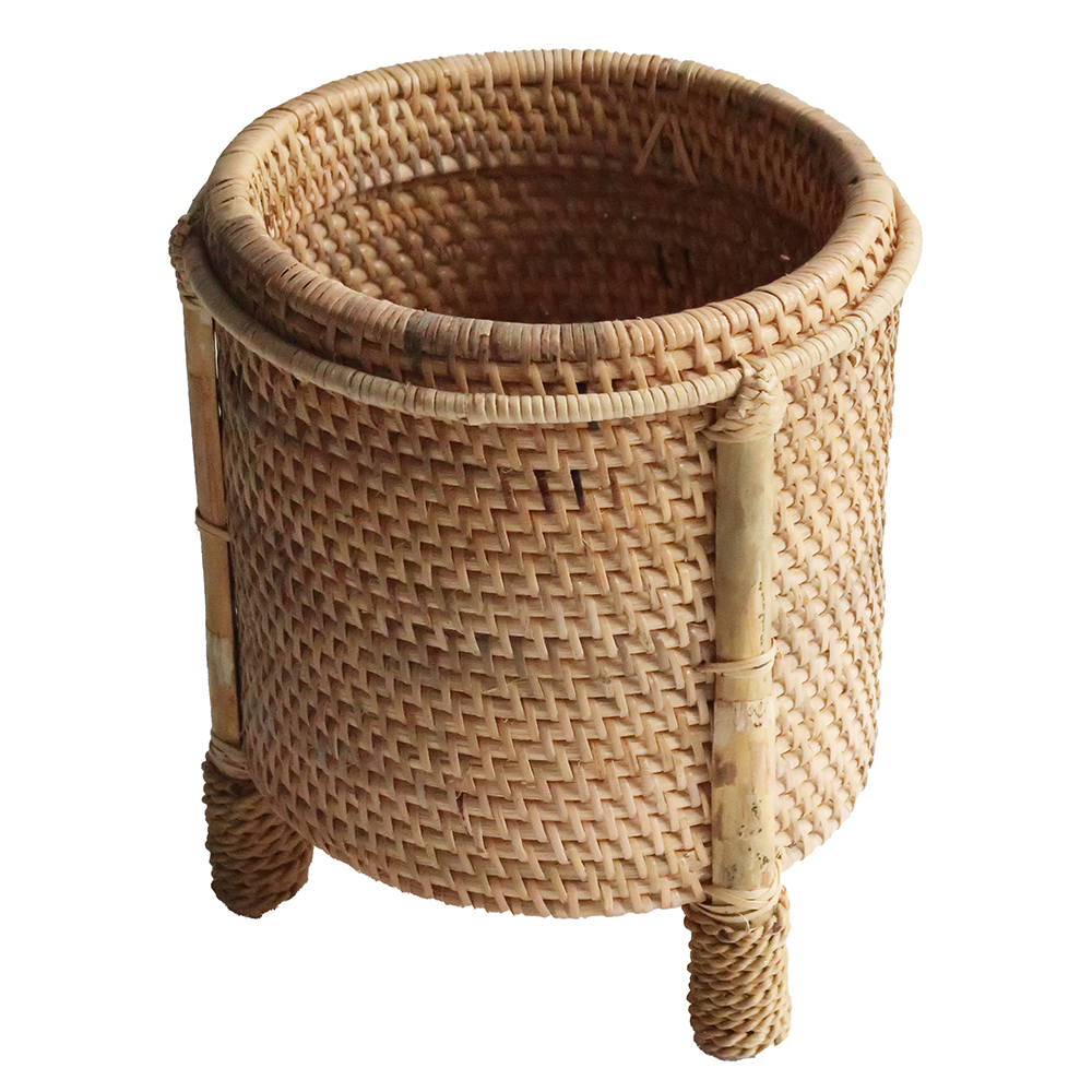 Decorative Rattan Basket With Leg Natural